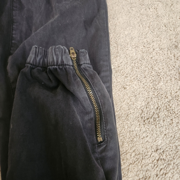 American Eagle Outfitters Women's Black Cargo And Denim Jogger Bundle - Picture 5 of 6